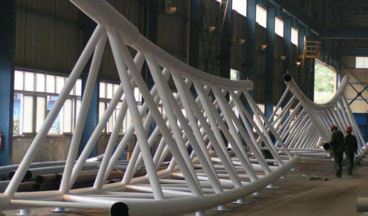 枝江管廊钢结构与桁架结构的管道支架应该如何区分